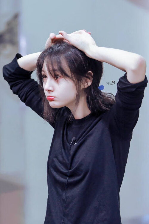 乐鱼体育APP官方下载-赛季冲刺：球队冲击季后赛的关键战役，赛季末冲刺活动一般多少天