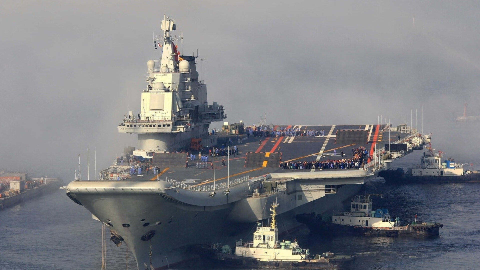 女足比赛中,中国队球员黄某奉献精彩传球,中国女足相关人员问责